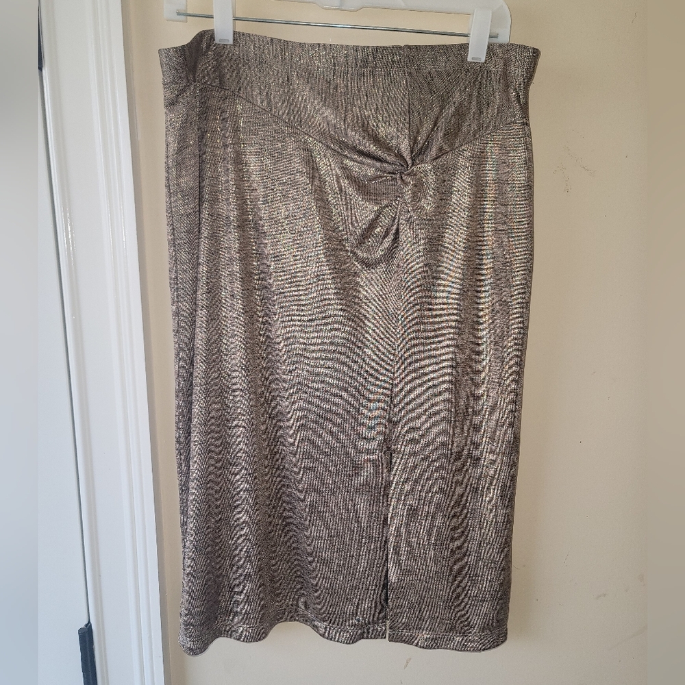 Worthington Gold Black Metallic Shimmer  Skirt